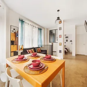 Large Flat Very Close To Montmartre Appartement Paris